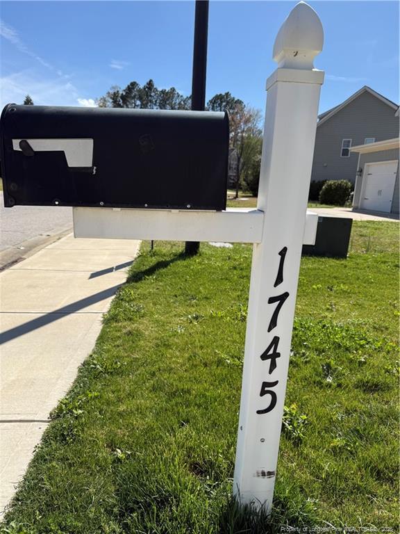 Building Photo - 1745 Bluffside Dr