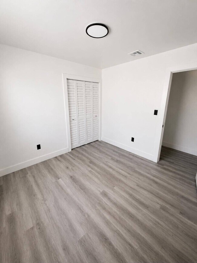 Building Photo - 2126 NW 47th Terrace