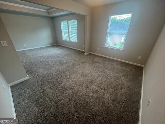 Building Photo - 50 Crabapple Ridge Dr