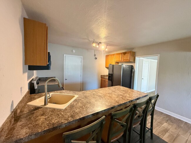 Building Photo - ADORABLE 2 BED WINTER PARK RENTAL HOME