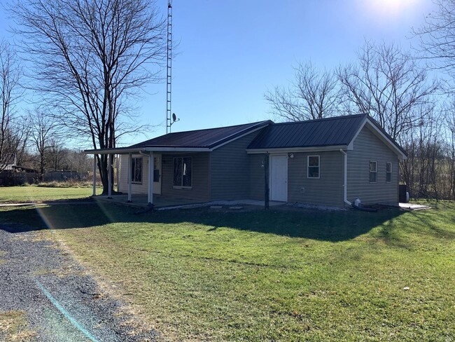 Building Photo - CONTRACT PENDING!! Single family home with...