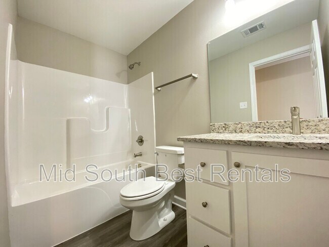 Building Photo - 115 Roosevelt Rd