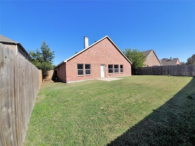 Building Photo - 1932 Stonehill Dr