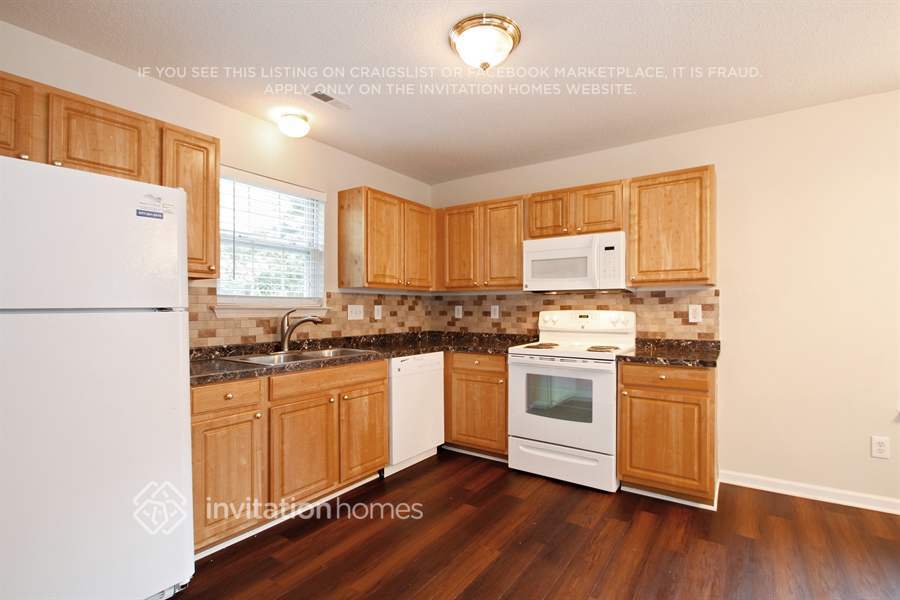 Building Photo - 3417 Hunting Wood Ct