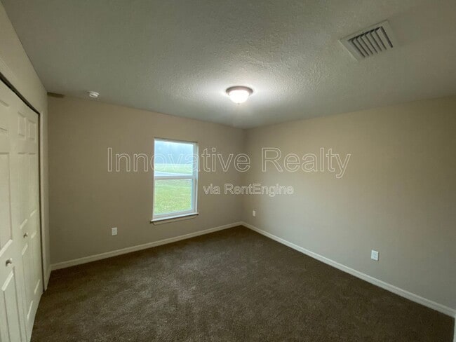 Building Photo - 468 Malauka Radial