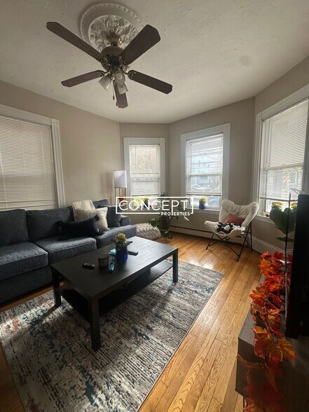 Primary Photo - 68 Calumet St