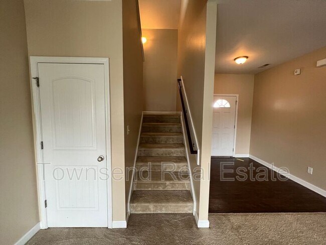 Building Photo - 93 Samuel Nicholas Dr