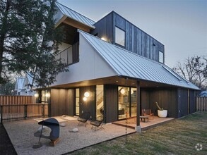 Building Photo - 1000 Gullett St