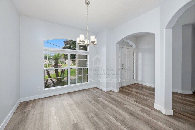 Building Photo - 15601 Grays Harbor Way
