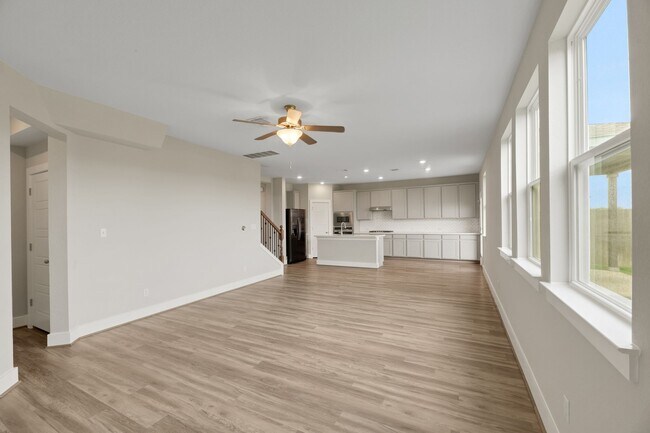 Building Photo - 3308 Bristol Motor Pass