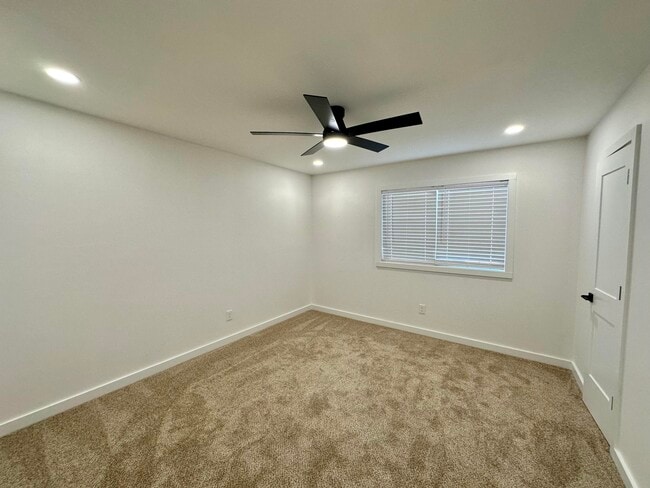 Building Photo - 5426 22nd St