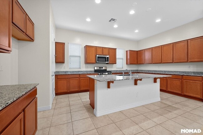 Building Photo - 20840 E Reins Rd