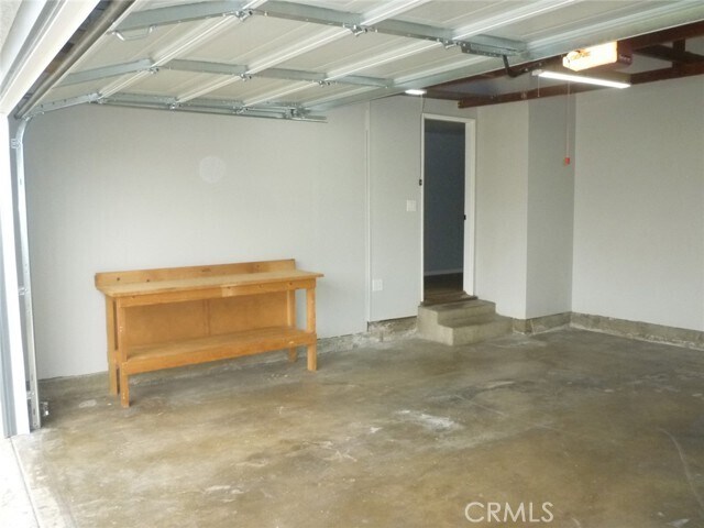 Building Photo - 1432 W 172nd St