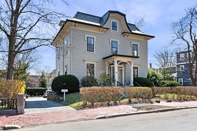 Primary Photo - 4 Maple Ave