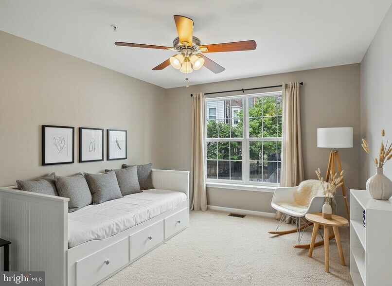 Building Photo - 15240 Torbay Way