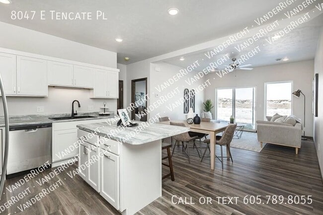 Building Photo - 8047 E Tencate Pl