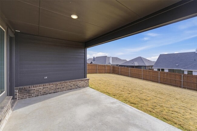 Building Photo - 3520 Columbus St