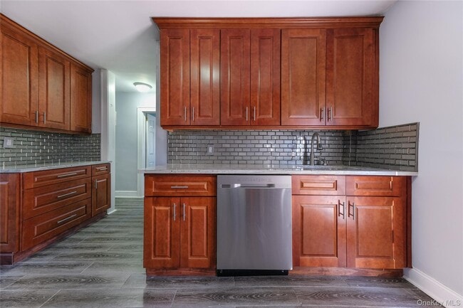 Building Photo - 440 Sixth Ave