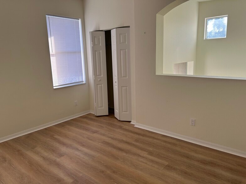 Building Photo - 11880 Bayport Ln