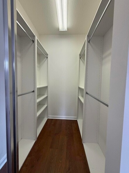 Building Photo - 150 Wentworth Ct