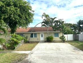 Building Photo - 1769 Keenland Cir