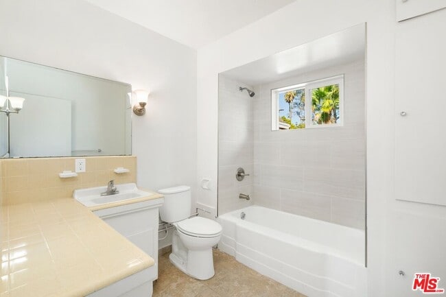 Building Photo - 22717 Miranda St