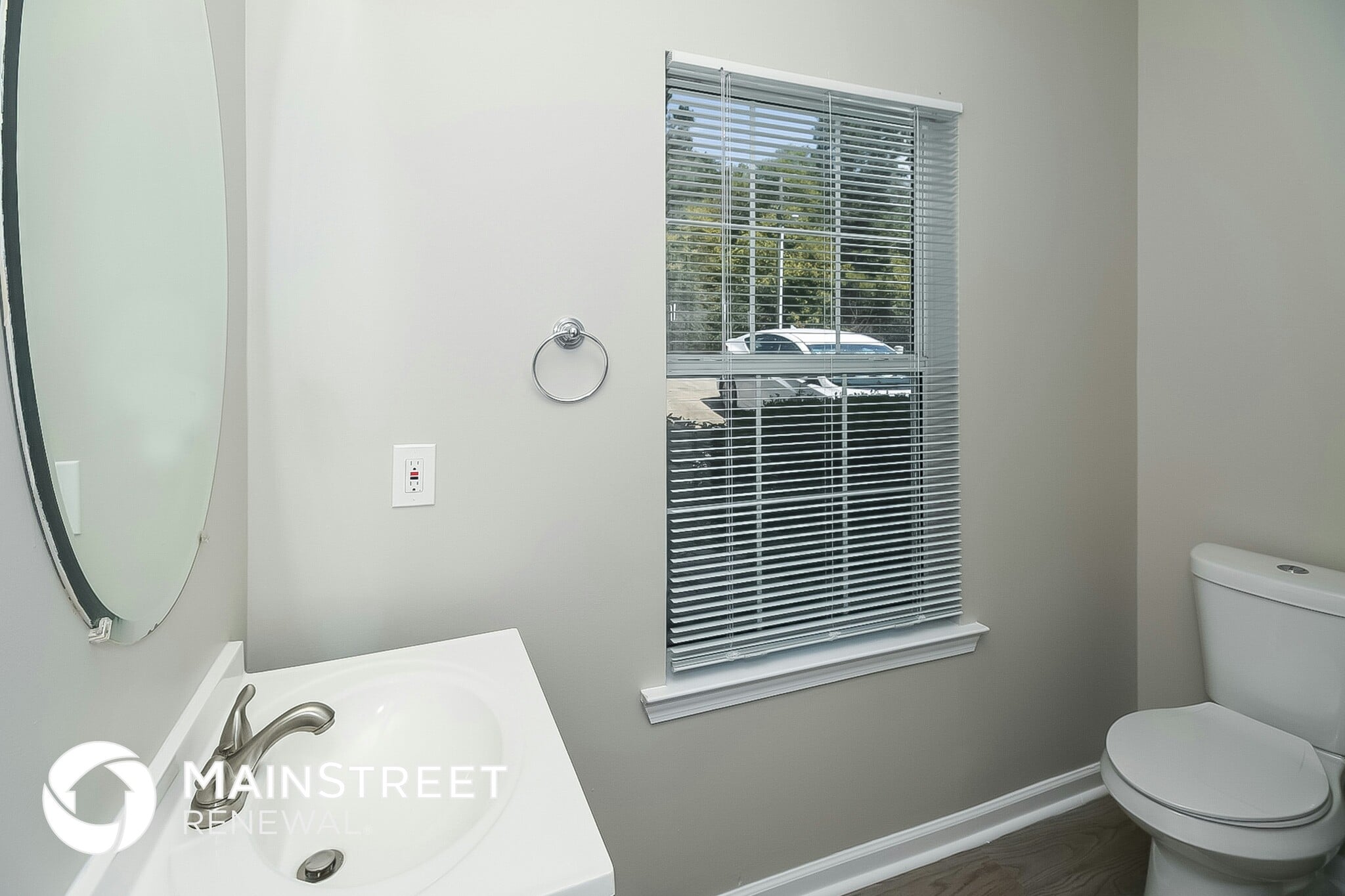 Building Photo - 4062 Robin Cir