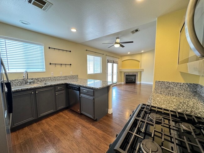Building Photo - 5417 Redview Ct