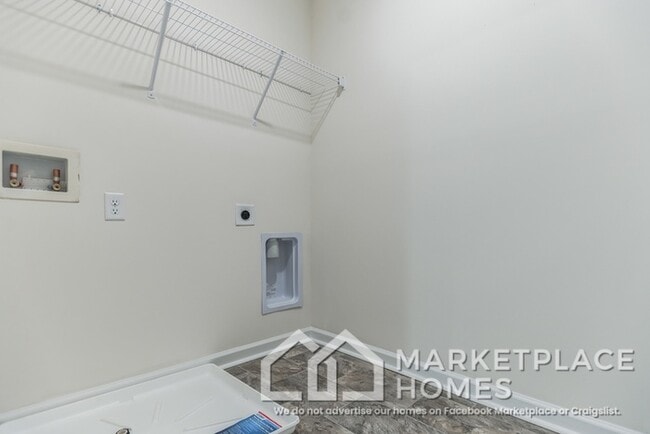 Building Photo - 2962 Berna Wy