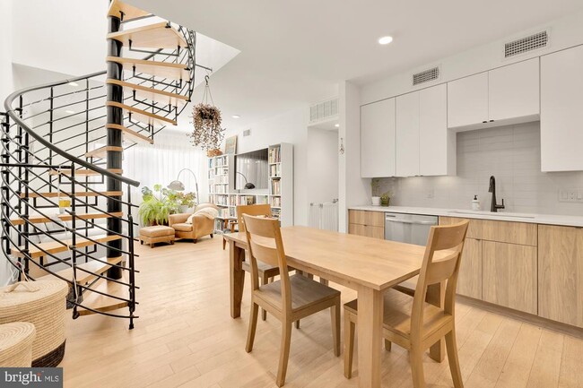Building Photo - 3514 13th St NW