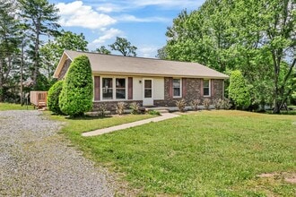 Building Photo - 3104 Spring Creek Ct