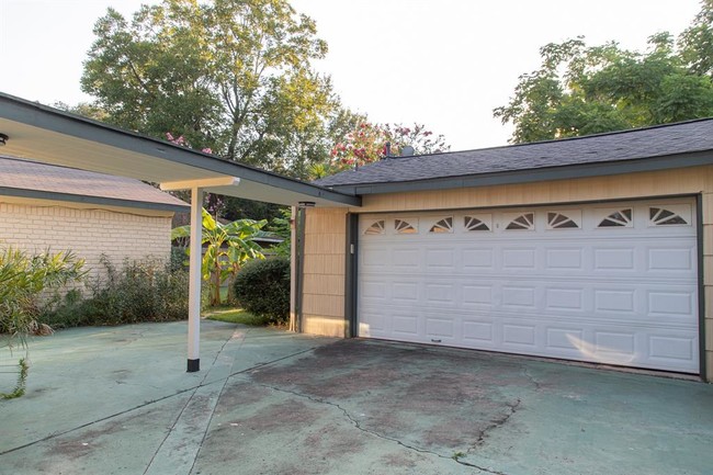 Building Photo - 9014 Kapri Ln