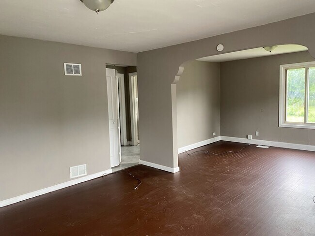 Building Photo - 7061 Idlewild Ave