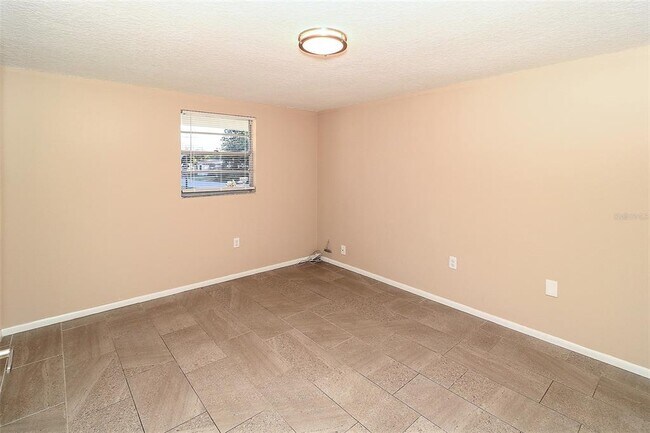 Building Photo - 2035 Calusa Trail