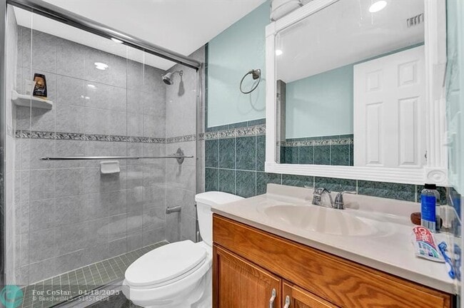 Building Photo - 9430 Poinciana Pl