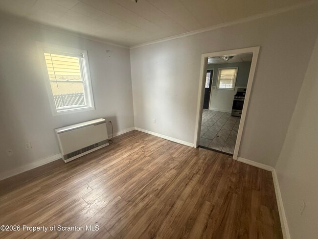 Building Photo - 2030-2032 Washburn St