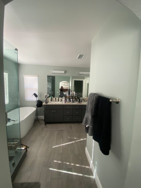 Building Photo - 23673 Kathryn St