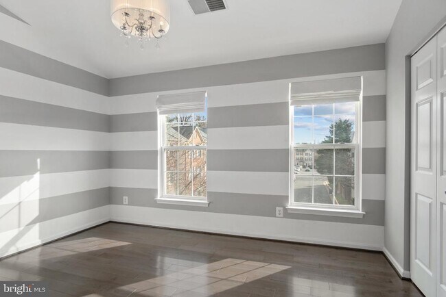 Building Photo - 4384 Sutler Hill Square
