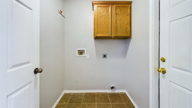 Building Photo - 6539 89th St