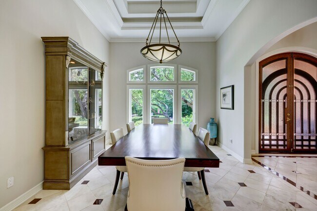 Building Photo - 102 Wood Trail