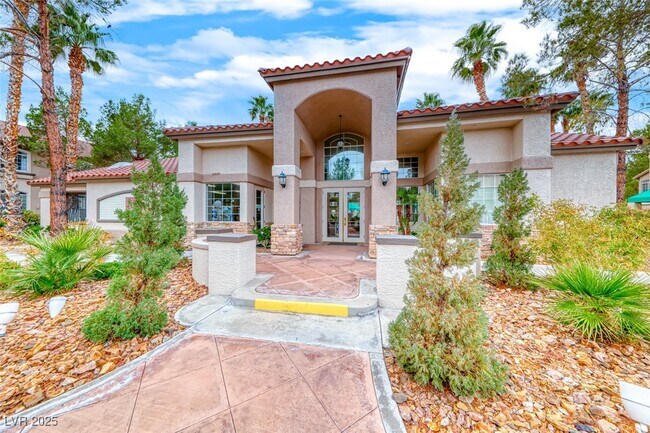Building Photo - 75 N Valle Verde Dr