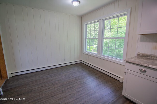 Building Photo - 59 Parkwood Dr