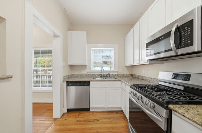 Building Photo - 4602 Ward St