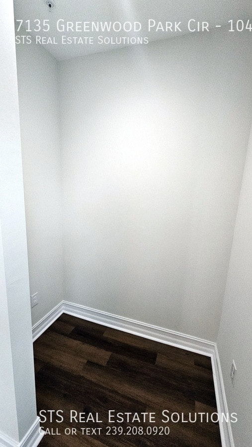 Building Photo - 7135 Greenwood Park Cir