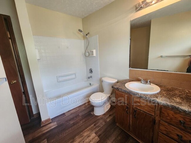 Building Photo - 267 W Rio Rd