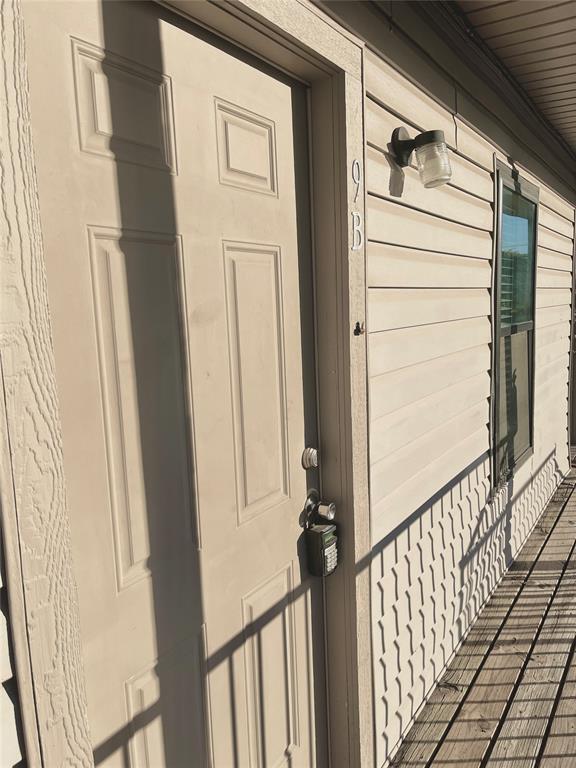 Building Photo - 1901 E Lindsey St