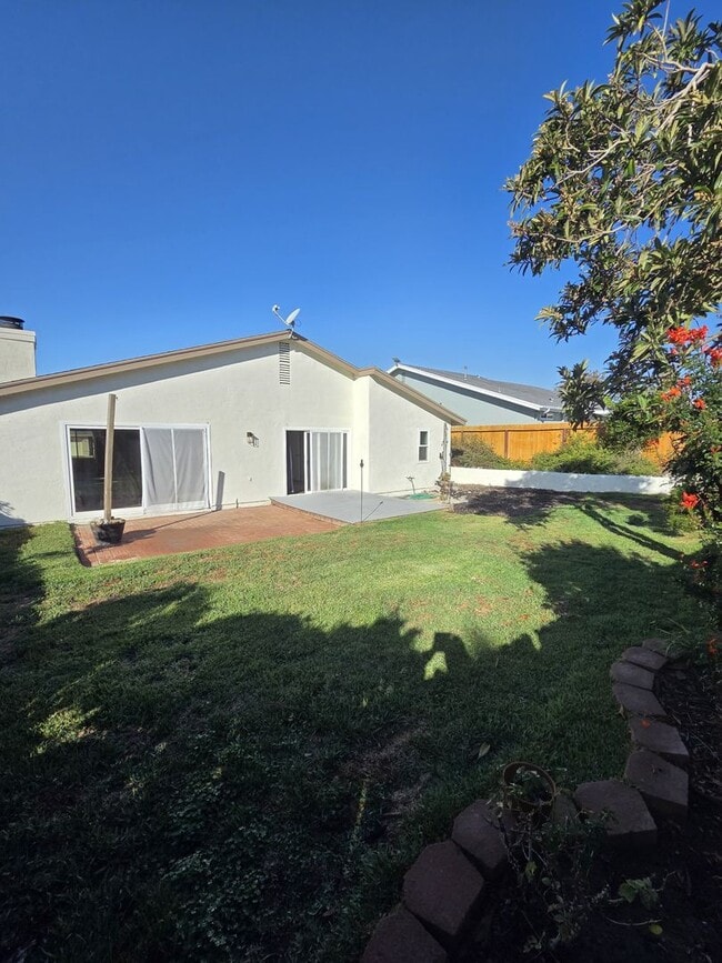 Building Photo - $4,200 p/mo - 3br/2ba in one of Oceanside's finest neighborhoods