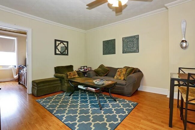 Primary Photo - 212 9th St