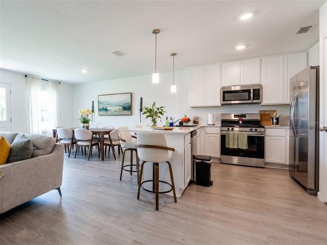 Building Photo - 2526 Aveeno Ave