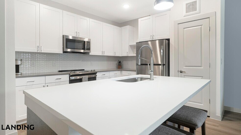 Building Photo - 11214 N FM 620